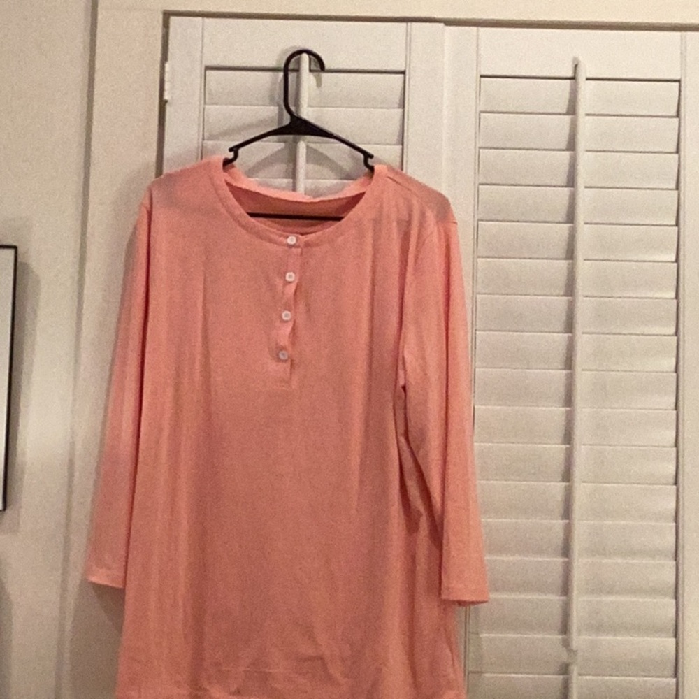 Tunic top, peach color , excellent condition